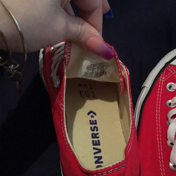 Converse - Picture 2 of 8